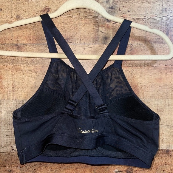 Victoria's Secret lace boned sports bra - Picture 3 of 4